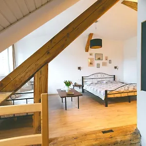 Cosy On The Main Square Apartment